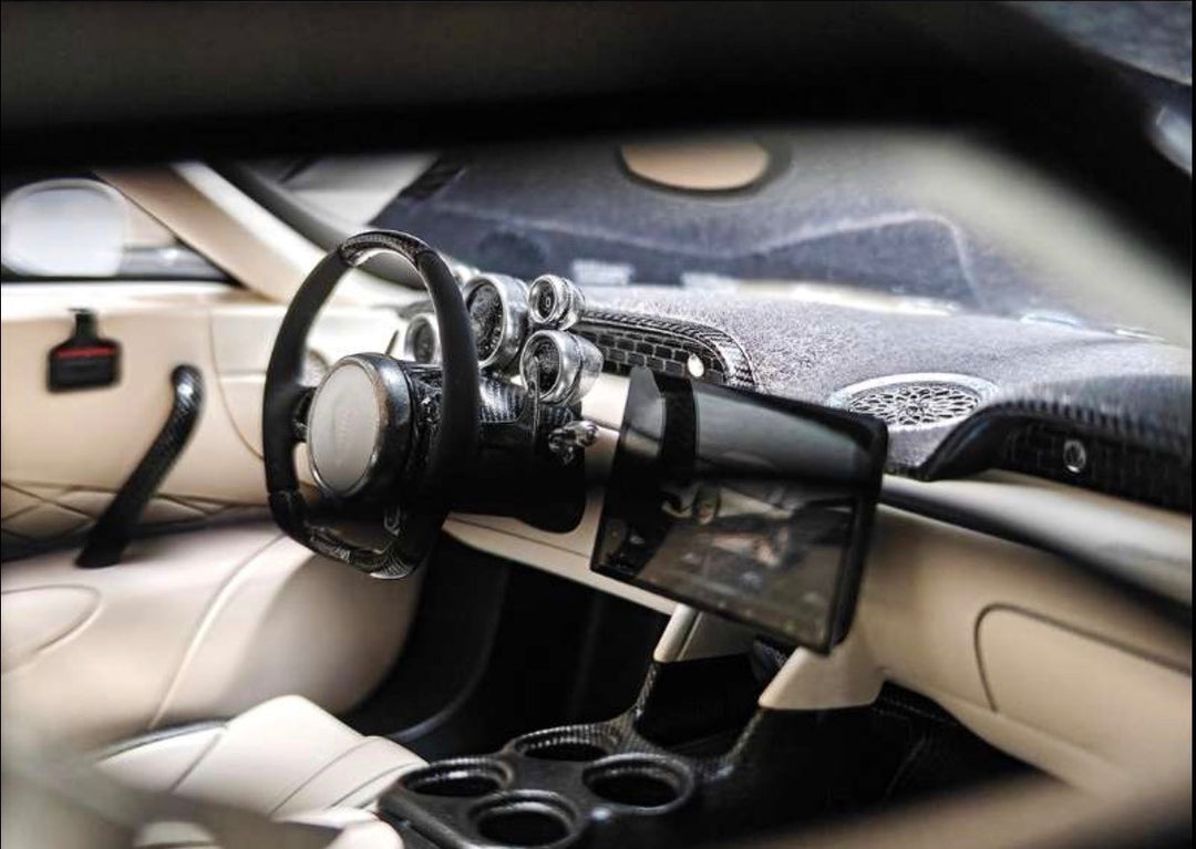 Koenigsegg Gemera (Champagne Gold) [FrontiArt] 1:18 scale