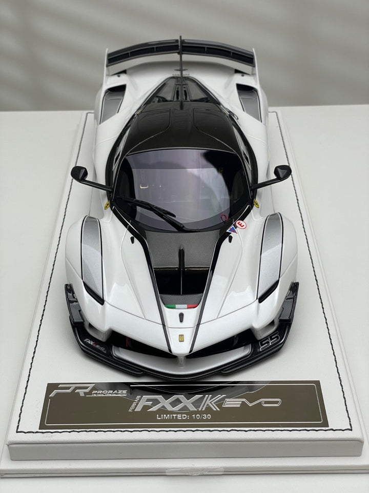 Ferrari FXXK EVO (Pearl White) [PRORAZE] 1/18 scale