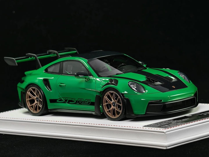 Porsche 911 GT3RS (Viper Green) [Davis & Giovanni] 1:18 scale