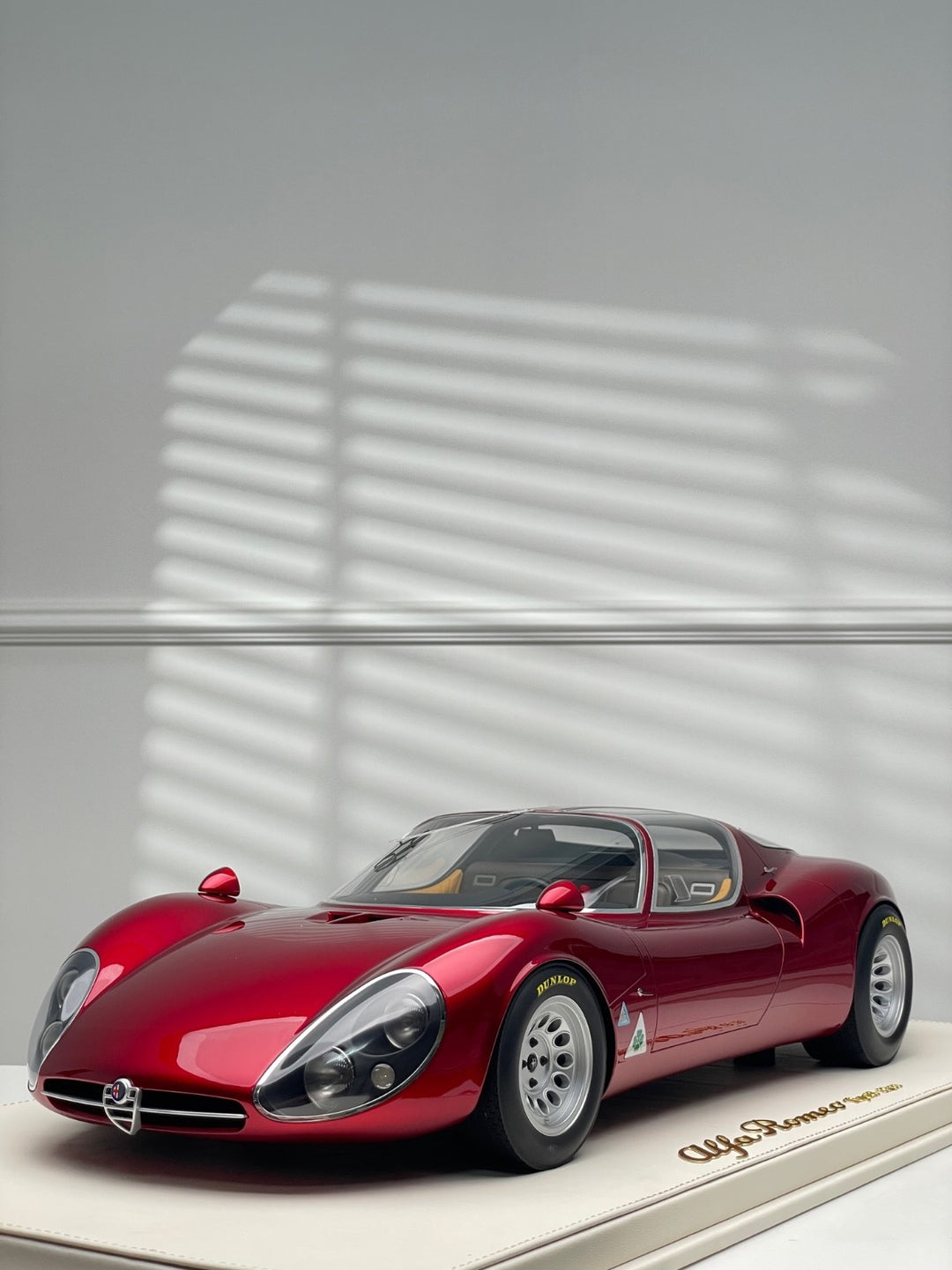 Alfa Romeo Tipo 33 Stradale (Metallic Red) [DMH] 1:8 scale