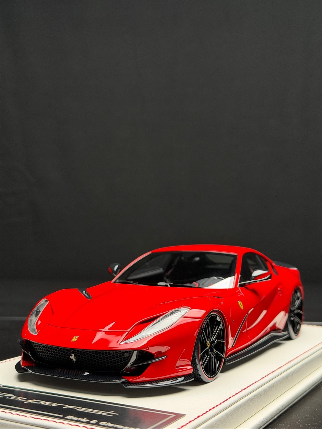 Ferrari 812 Superfast NOVITEC (Red) [Davis & Giovanni] 1:18 scale