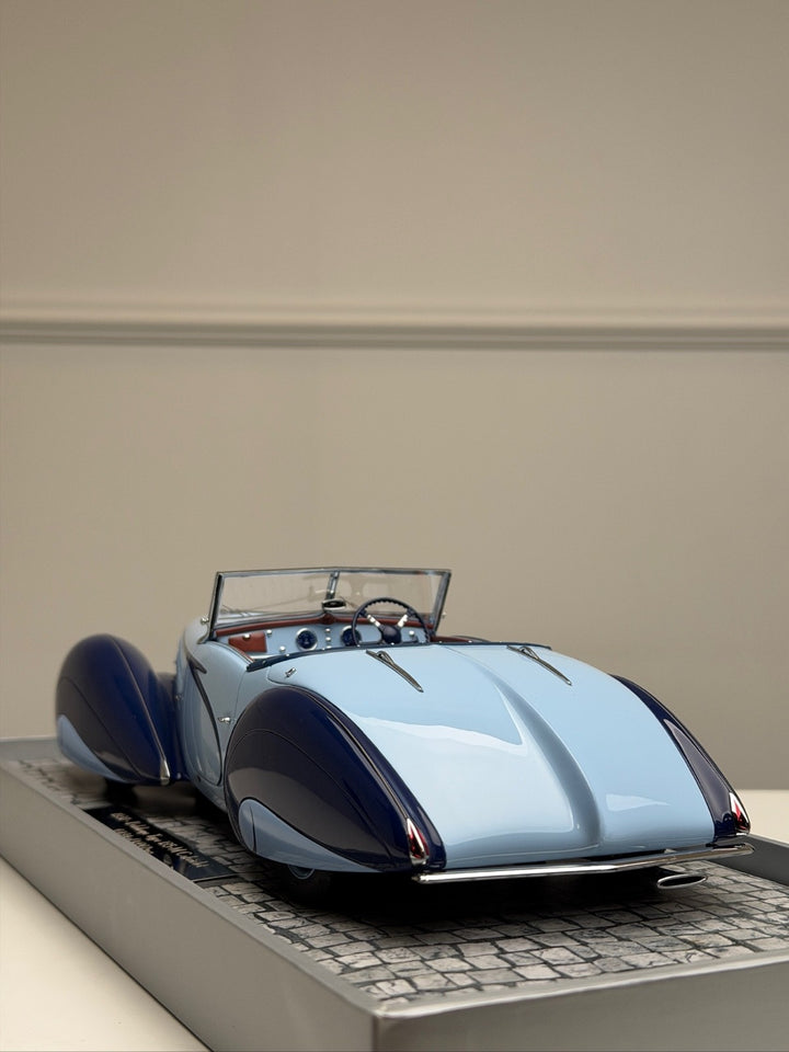 1937 Delahaye Type 135-M Cabriolet (Two-Tone Blue) [MINICHAMPS] 1/18 scale