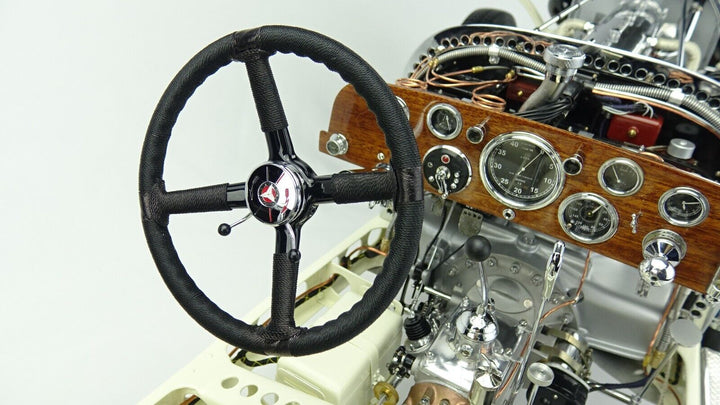 Mercedes-Benz 720 SSKL Rolling Chasis (Museum Quality Masterpiece) 1:5 scale