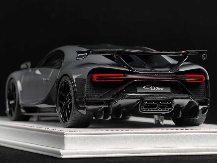 Bugatti Chiron Pur Sport (Dark Gray) [Davis & Giovanni] 1:18 scale