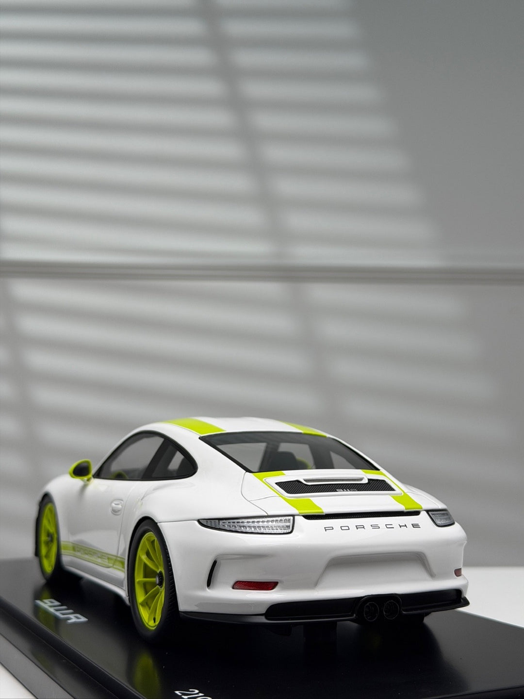 Porsche 911 R (White/ Yellow Stripes) [Spark] 1:18 scale