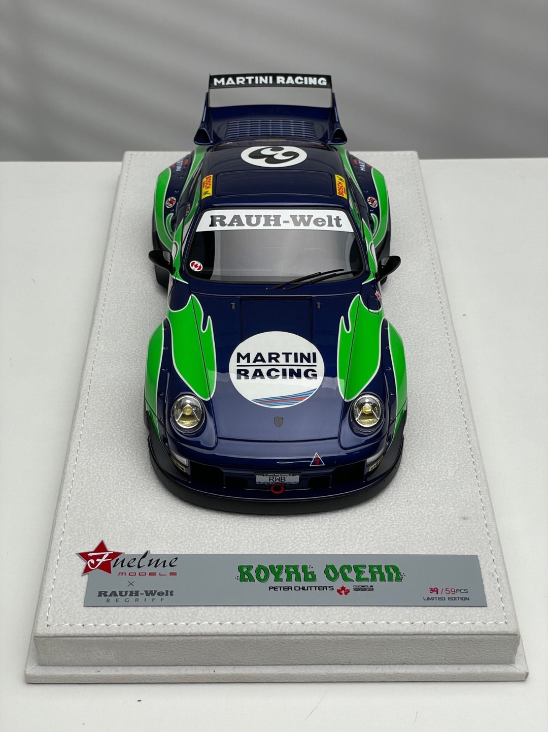 Porsche 911 993 RWB (Royal Ocean Green) [FuelMe Model] 1/18 scale