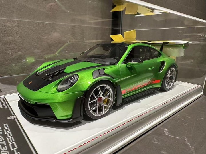 Porsche 911 GT3RS (Metallic Green) [Davis & Giovanni] 1:18 scale