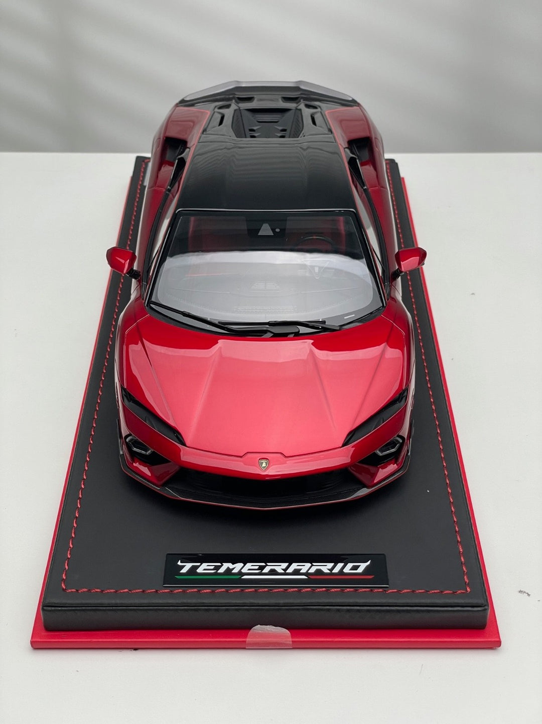 Lamborghini Temerario (Metallic Red) [MR Collection] 1/18 scale