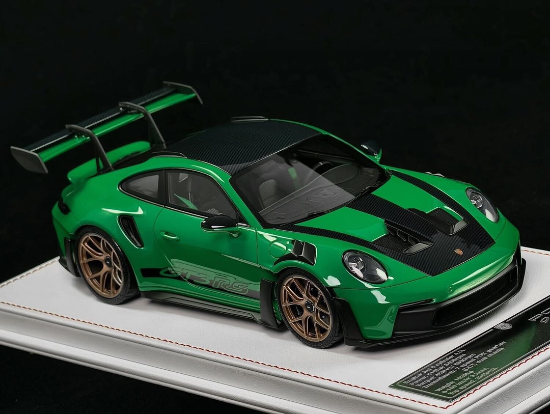 Porsche 911 GT3RS (Viper Green) [Davis & Giovanni] 1:18 scale