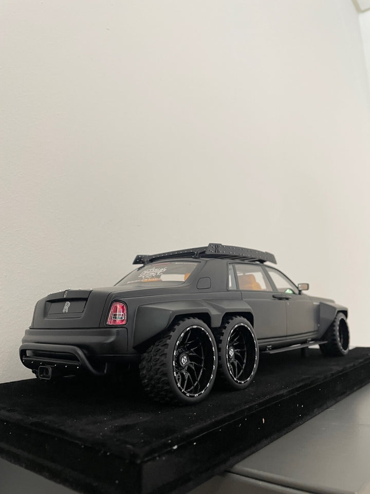 Rolls-Royce Phantom 6x6 Danton Arts Kustoms (Matt Black) [XEROX] 1/18 scale