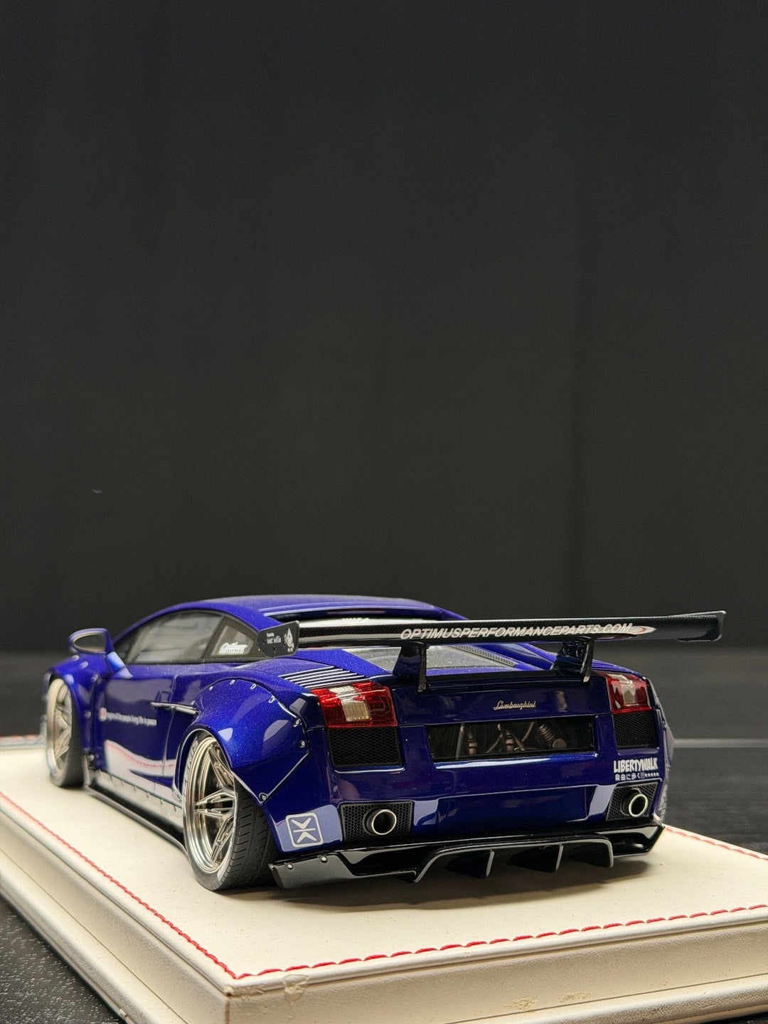 Lamborghini Gallardo LBWK (Blue) [Davis & Giovanni] 1:18 scale