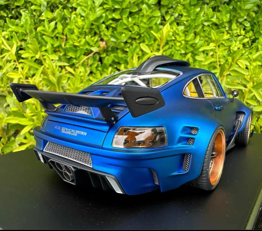 Porsche 911 "CHEVALIER" D995 (Matte Blue) [DreamWalkers] 1/18 scale