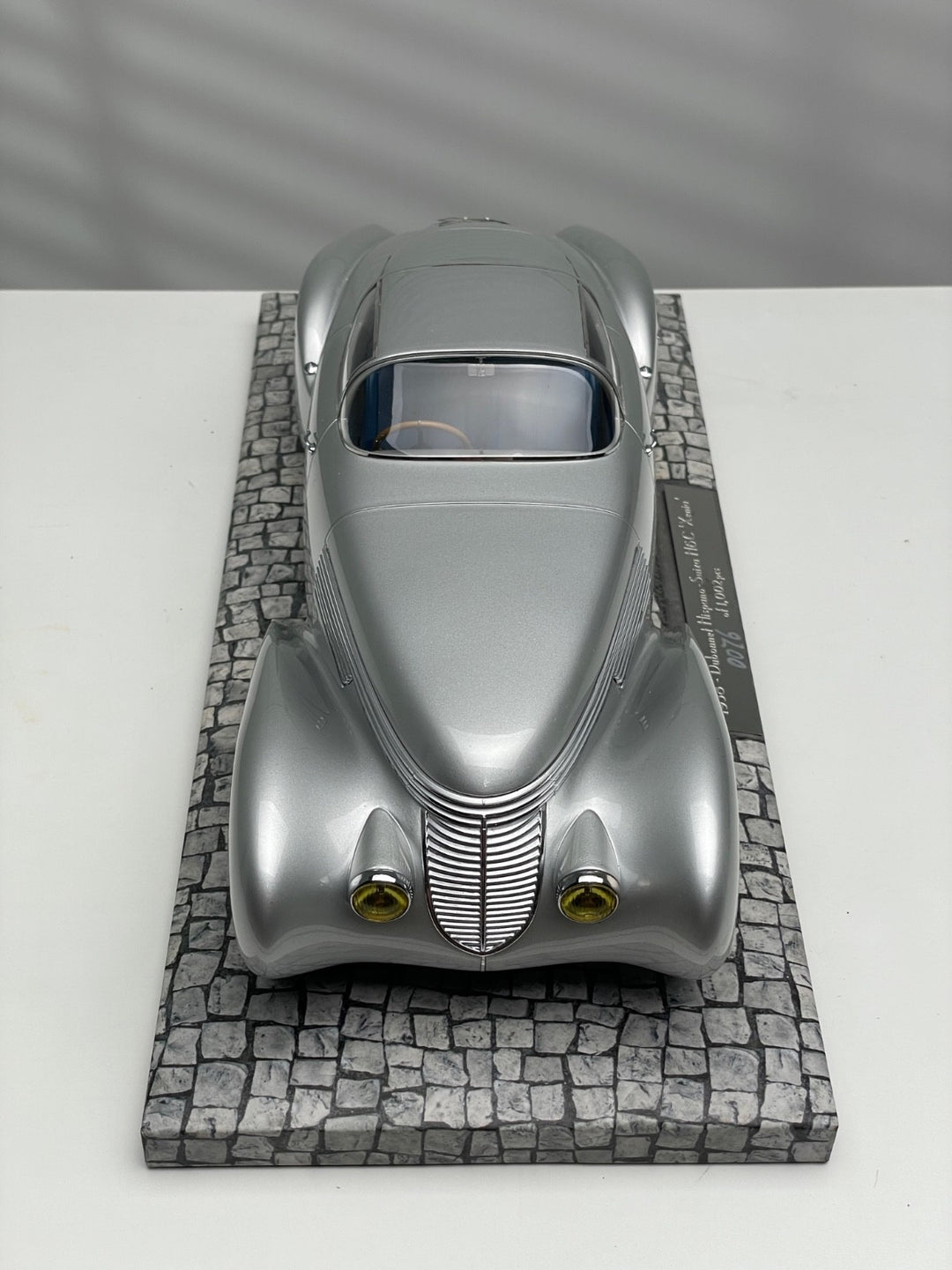 1938 - Dubonnet Hispano-Suiza H6C 'Xenia' (Silver) [MINICHAMPS] 1:18 scale
