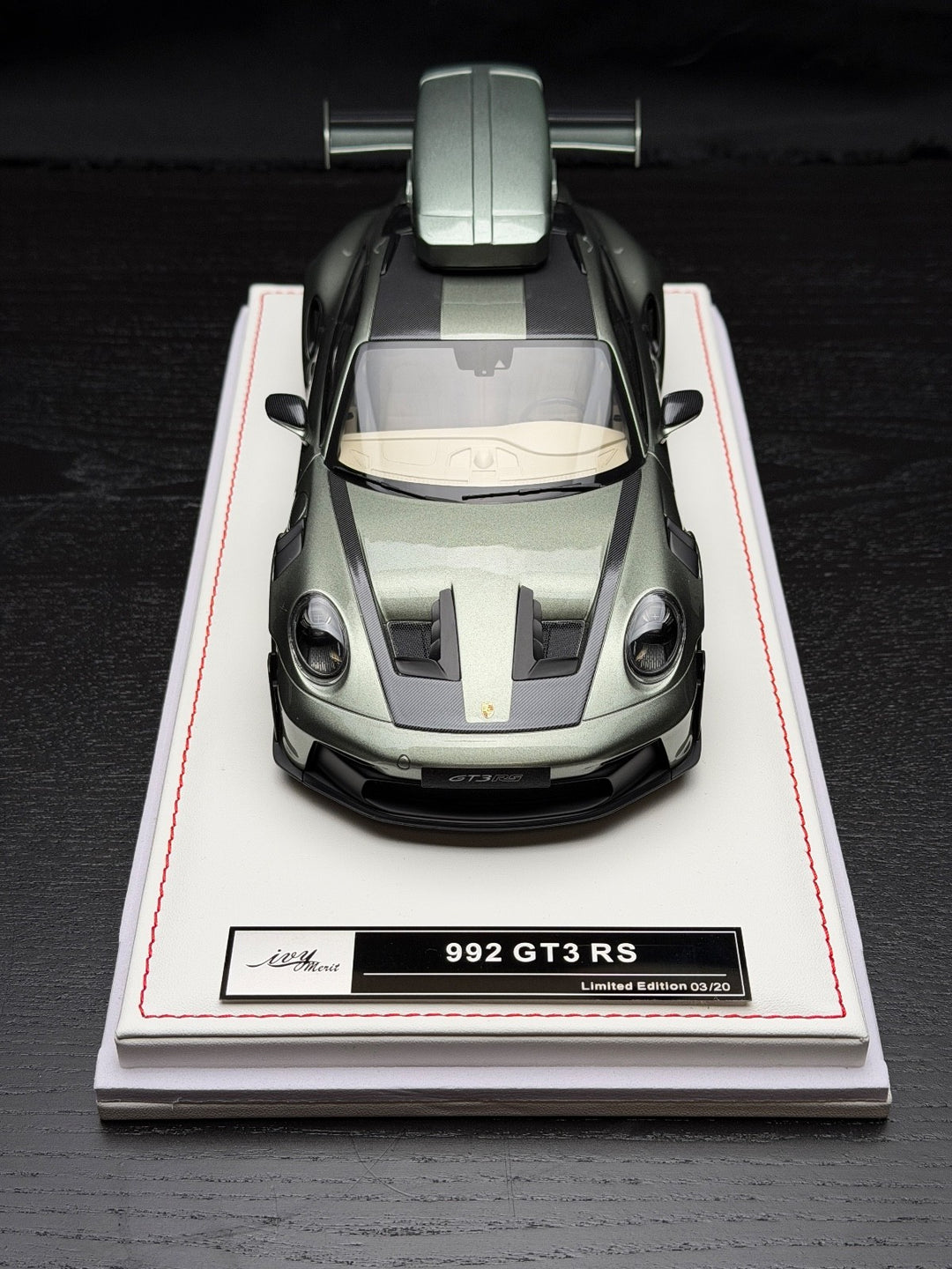 Porsche 911 GT3 RS w/ Roof Rack (Urban Bamboo/ Black) [IVY Model] 1:18 scale