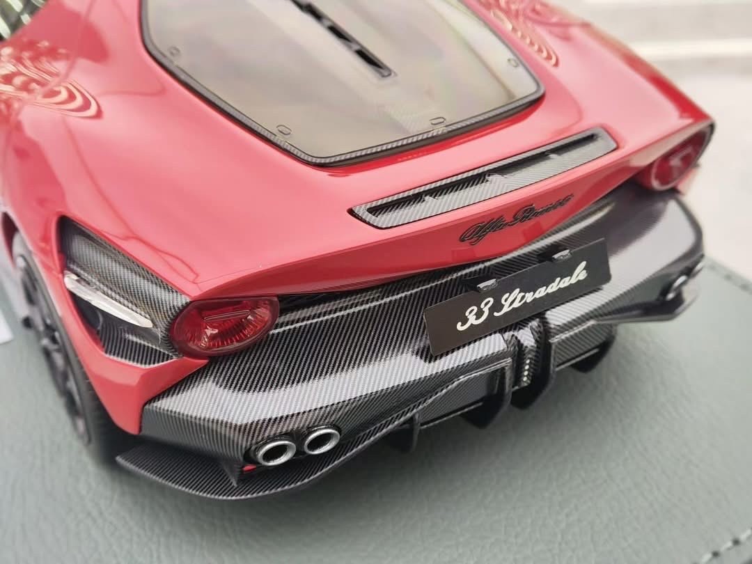Alfa Romeo 33 Stradale (Red) [BBR] 1:18 scale