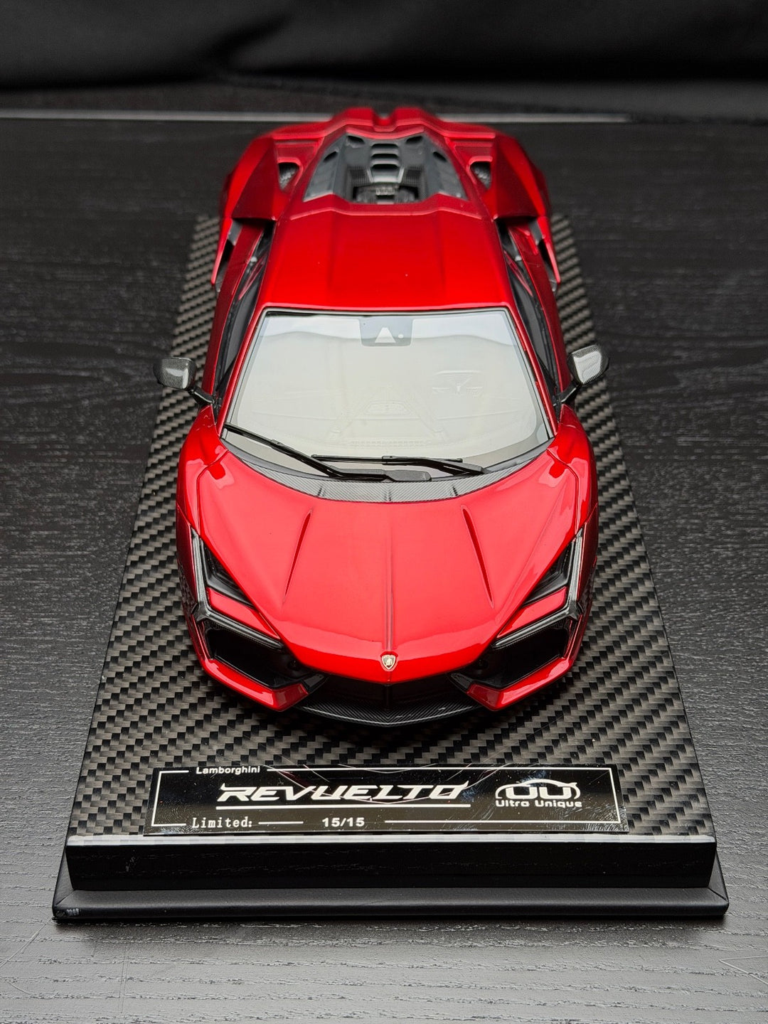 Lamborghini Revuelto (Metallic Red) [Ultra Unique] 1/18 scale