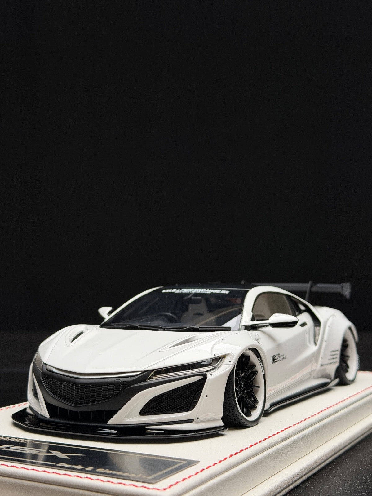 Honda Acura NSX LBWK (White) [Davis & Giovanni] 1:18 scale – Collectors ...