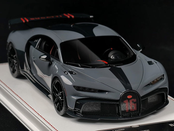 Bugatti Chiron Pur Sport (Dark Gray) [Davis & Giovanni] 1:18 scale
