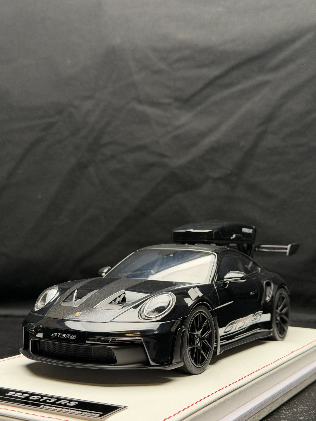 Porsche 911 GT3 RS w/ Roof Rack (Gloss Black/ White) [IVY Model] 1:18 scale