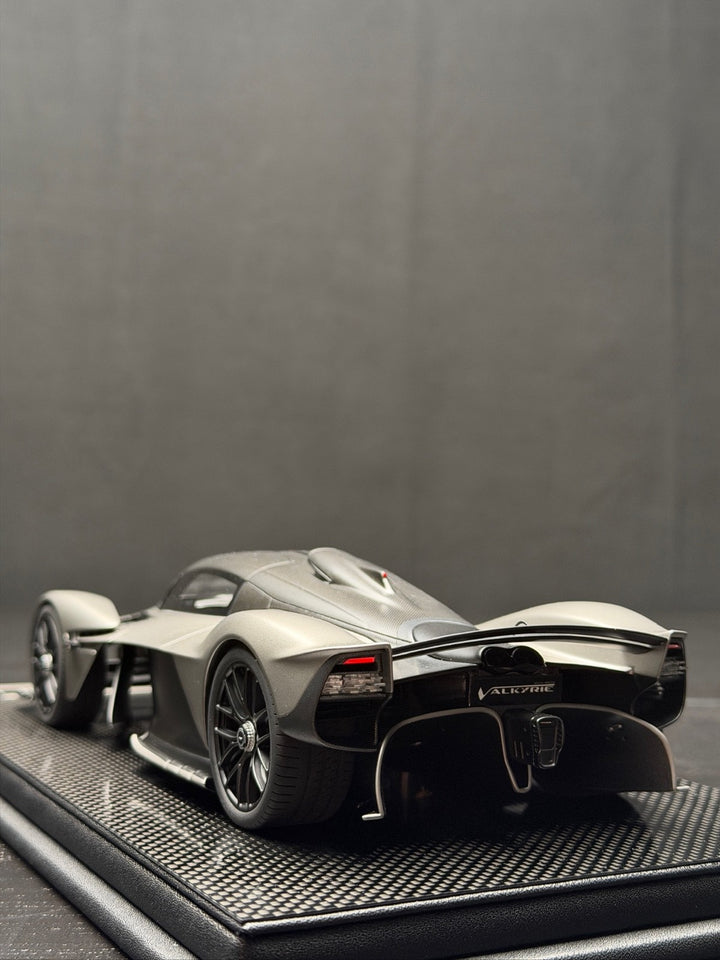 Aston Martin Valkyrie (Matte Dark Silver) [FrontiArt] 1/18 scale