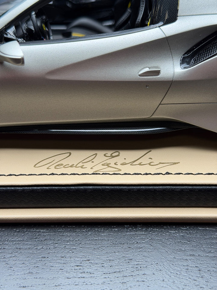 Ferrari 488 Pista Spider (Silver - Signed) [MR Collection] 1/18 scale