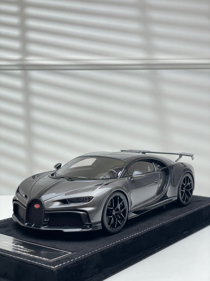 Bugatti Chiron Pur Sport (Metallic Dark Gray) [Henson&Heaven] 1/18 scale