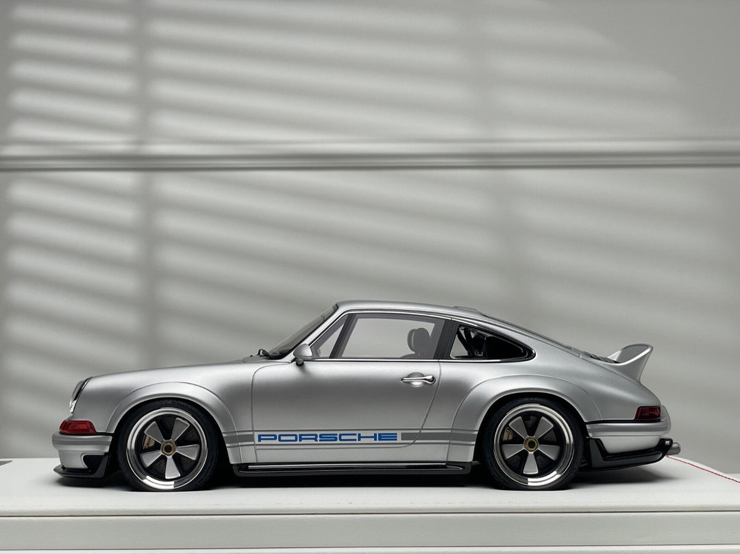 Porsche 911 Singer DLS (Matte Silver) [IVY Merit Model] 1/18 scale