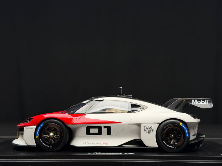 Porsche Mission R (Racing Livery) [Spark] 1:18 scale