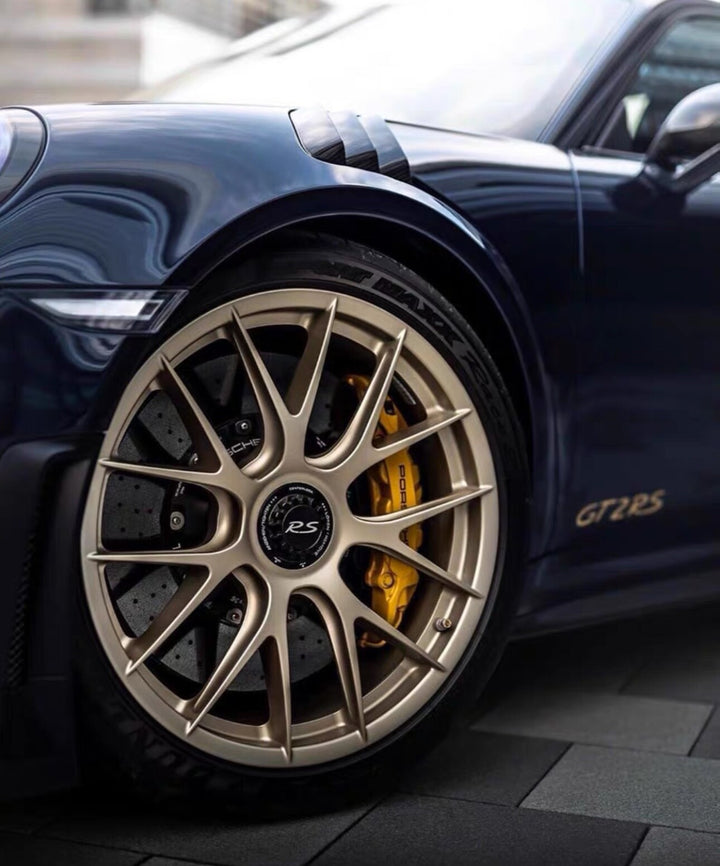 Porsche 911 GT2RS (Metallic Dark Blue) [Davis & Giovanni] 1:18 scale
