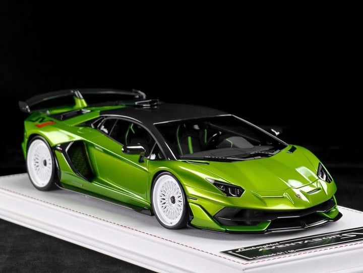 Lamborghini Aventador SVJ (AW Green) [Davis & Giovanni] 1/18 scale