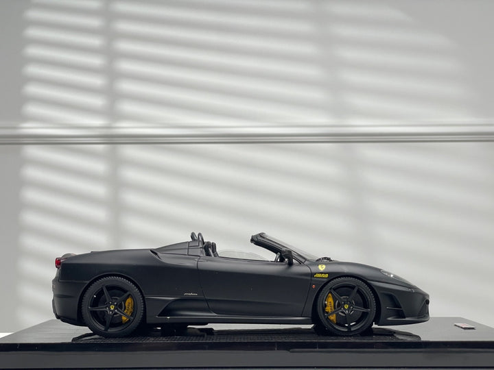 Ferrari 16M Scuderia Spider (Matte Black) [MR Collection] 1/18 scale