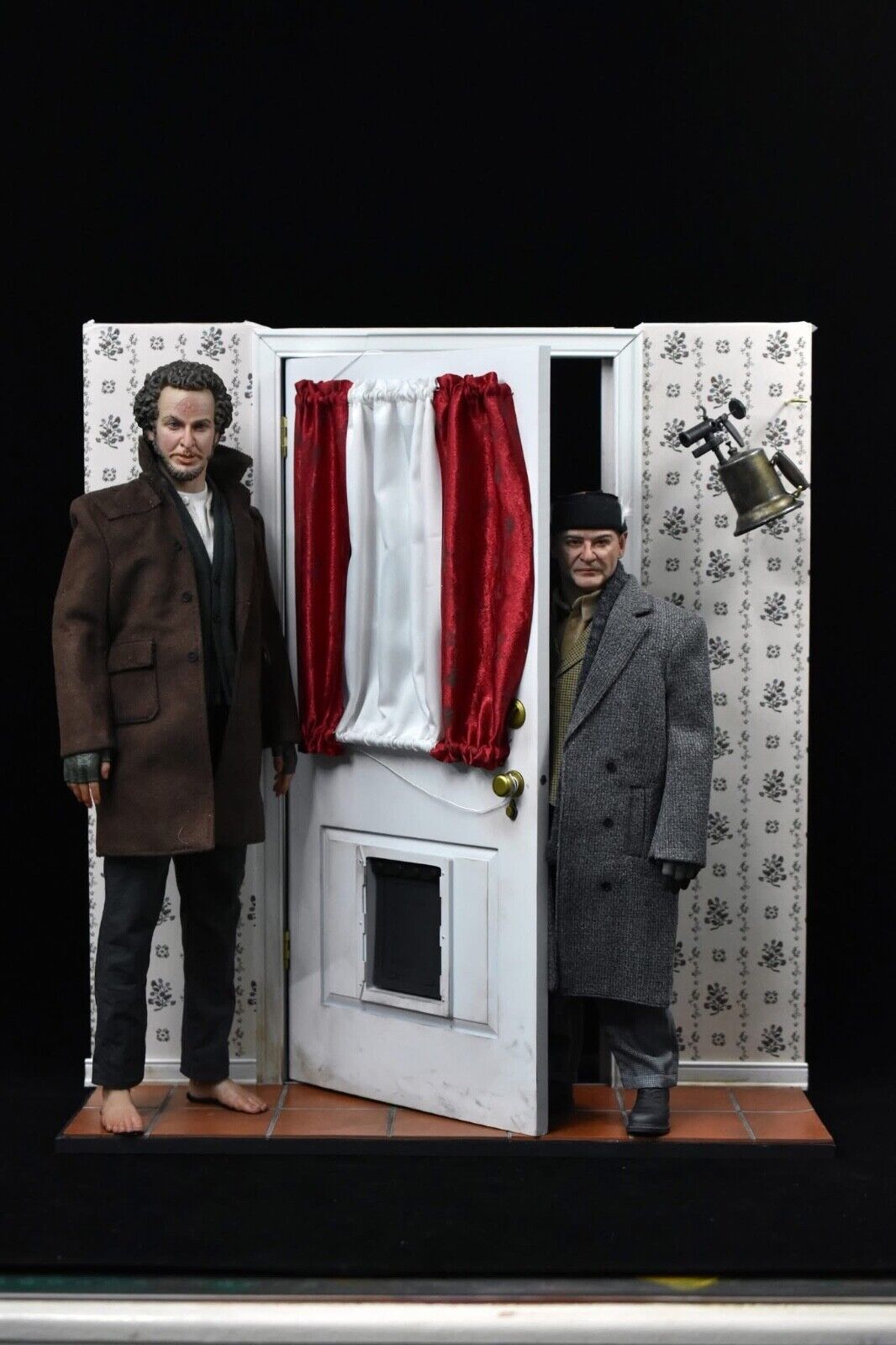 Home Alone (Wet Bandits) - By: Cheung Kinmen [ 1:6 Scale Full Set + Diorama]RARE