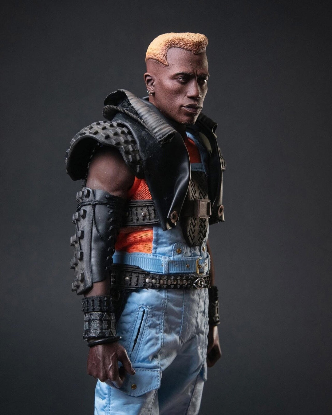 Simon Phoenix (Demolition Man) - By: Siberian Custom Studio [1:6 scale] RARE