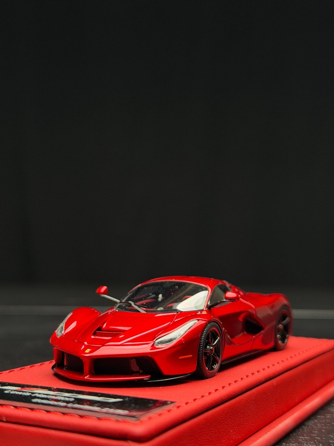 Ferrari LaFerrari (Red, Lewis Hamilton) [BBR Executive] 1:43 scale