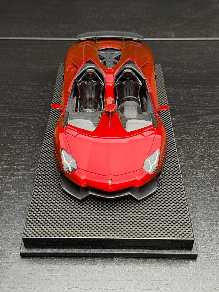 Lamborghini Aventador J (Red) [MR Collection] 1/18 scale