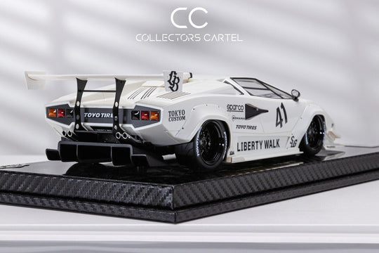 Lamborghini Countach LBWK (White LBWK Livery) [VIP Scale Models] 1/18 ...