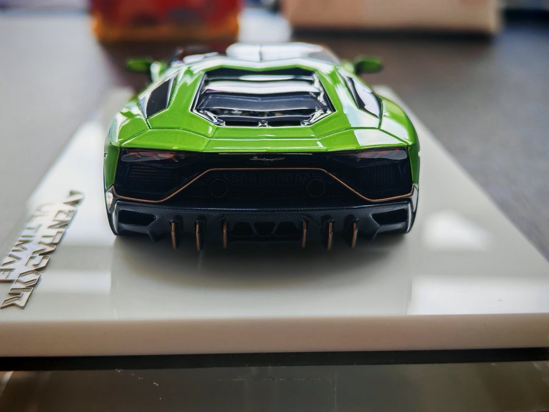 Lamborghini Aventador Ultimae (Giallo Verde Pearl)[Make Up AXELLWORKS]1:43 scale