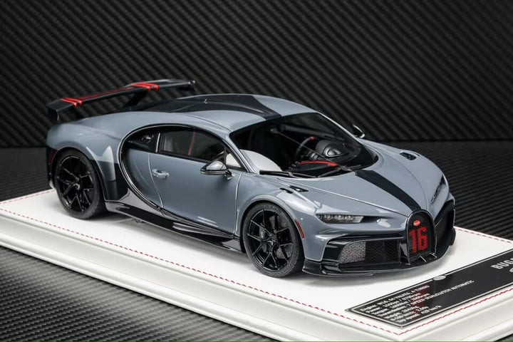 Bugatti Chiron Pur Sport (Nardo Gray) [Davis & Giovanni] 1:18 scale