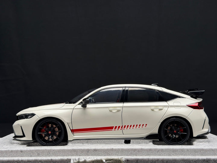 Honda Civic Type R HKS (White/ Red) [Motorhelix] 1/18 scale