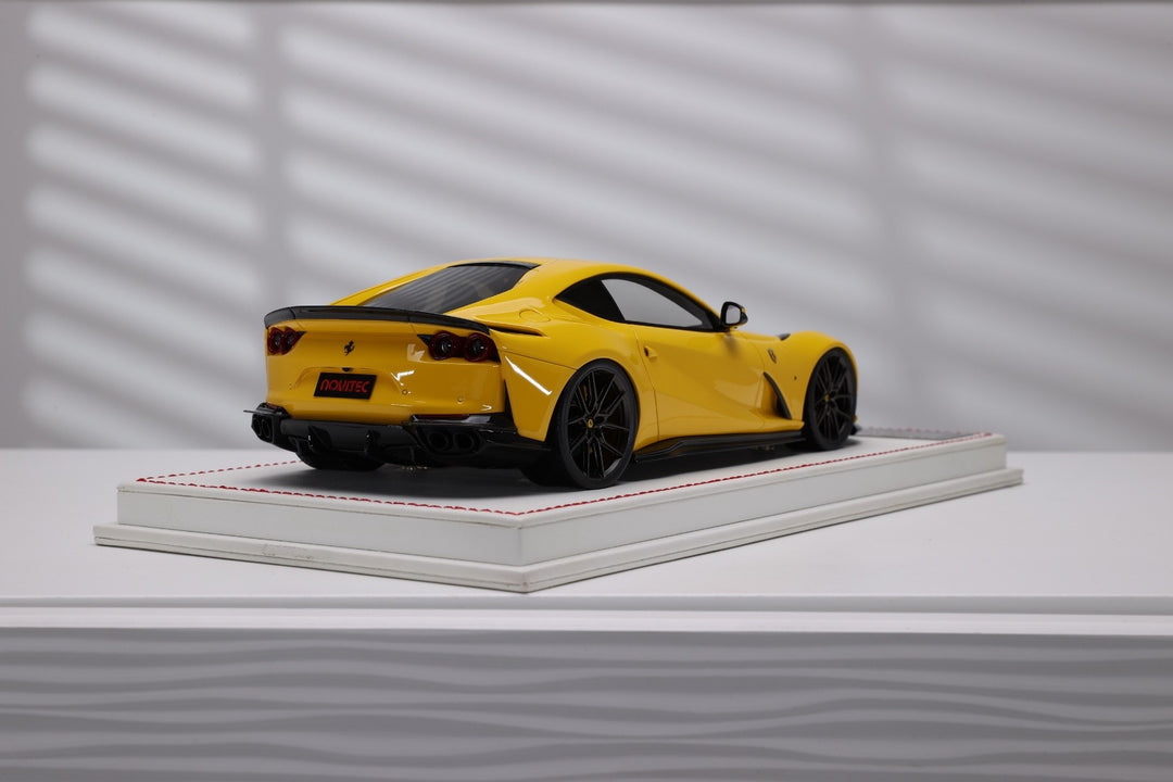Ferrari 812 Superfast NOVITEC (Yellow) [Davis & Giovanni] 1/18 scale