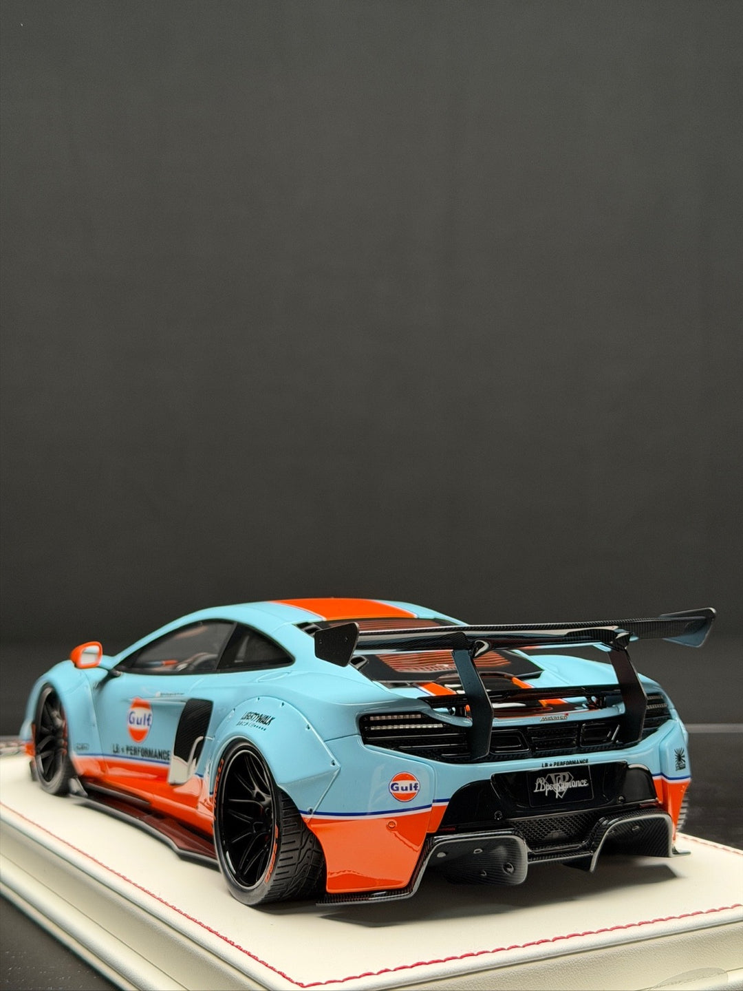 McLaren 650S LBWK (Gulf Livery) [Davis & Giovanni] 1/18 scale ...