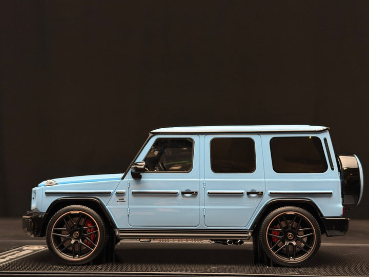 Mercedes-AMG G63 (China Blue) [Dino Model] 1/18 scale