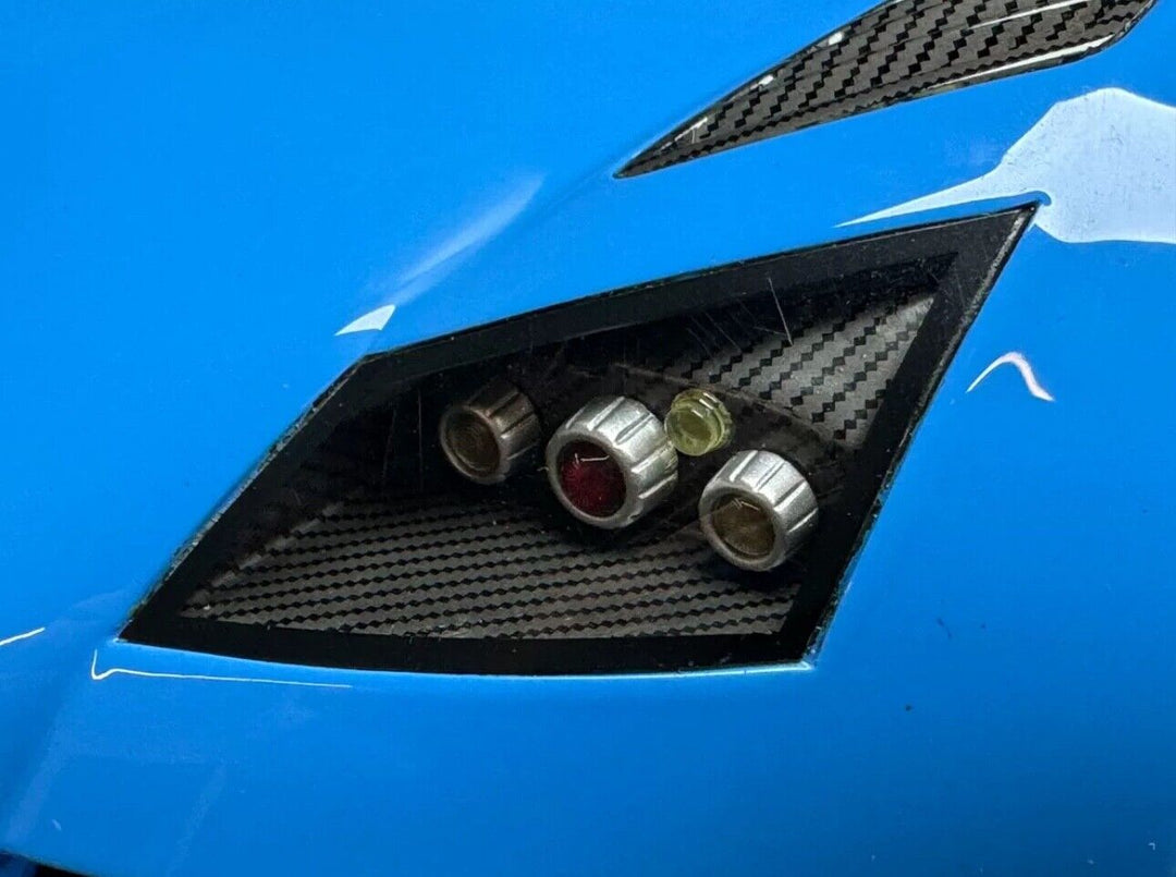 Gumpert Apollo (Blue) [Custom] 1/8 scale
