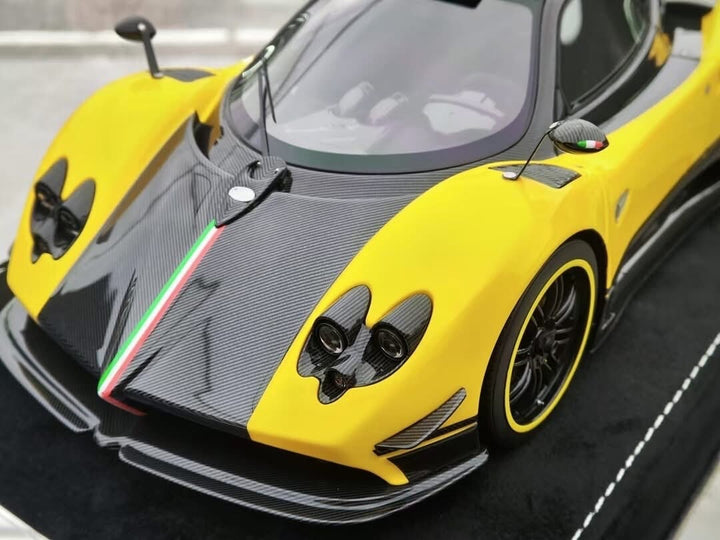 Pagani Zonda Cinque (Yellow/ Carbon) [Henson & Heaven] 1/18 scale