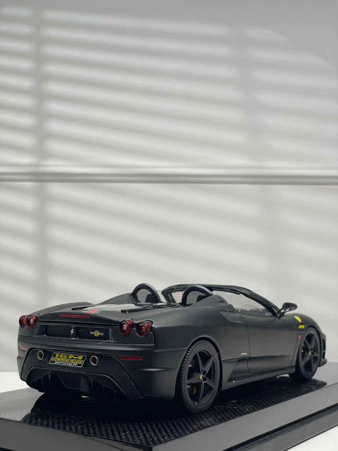 Ferrari 16M Scuderia Spider (Matte Black) [MR Collection] 1/18 scale