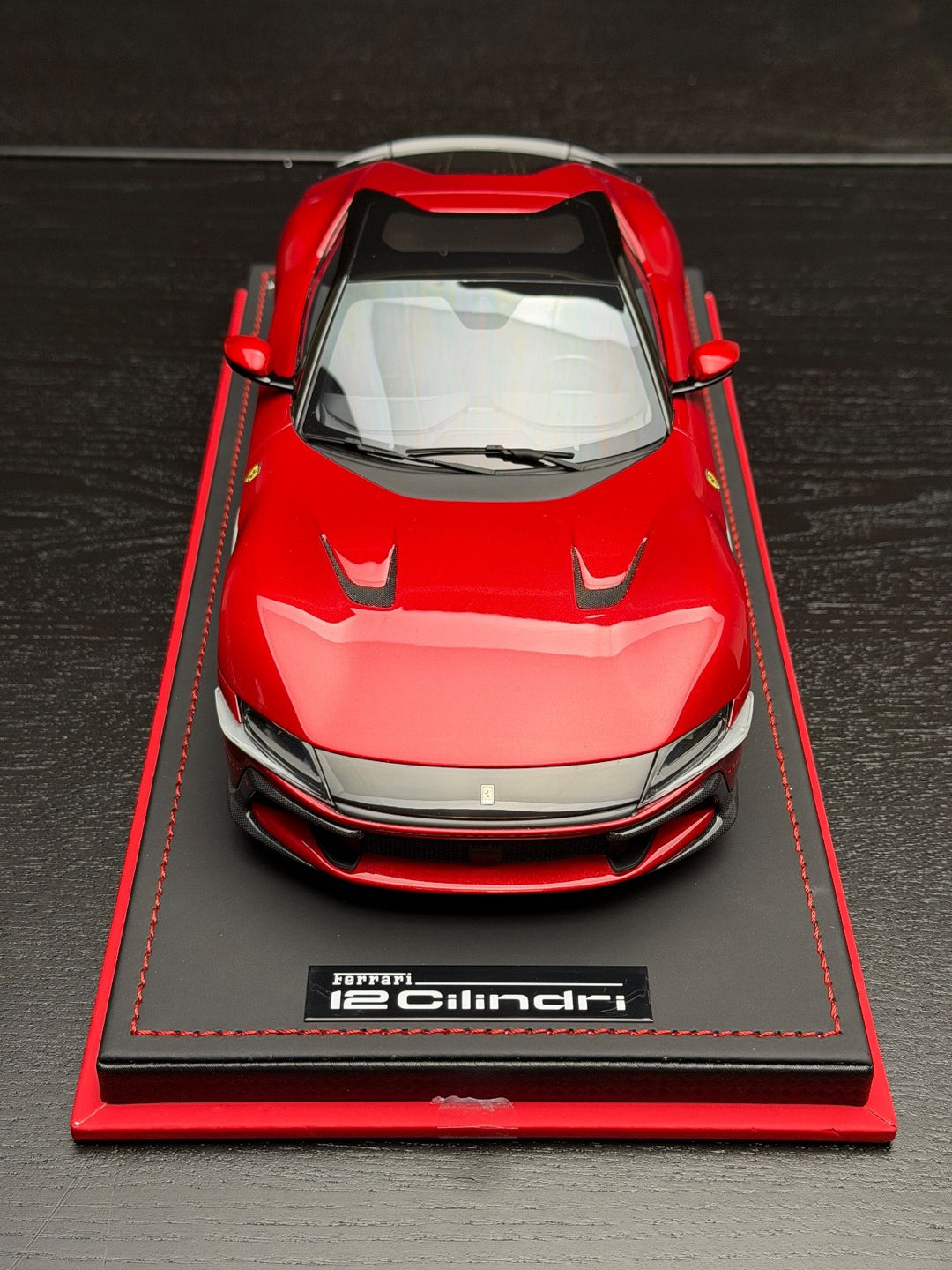 Ferrari 12Cilindri (Red) [MR Collection] 1/18 scale