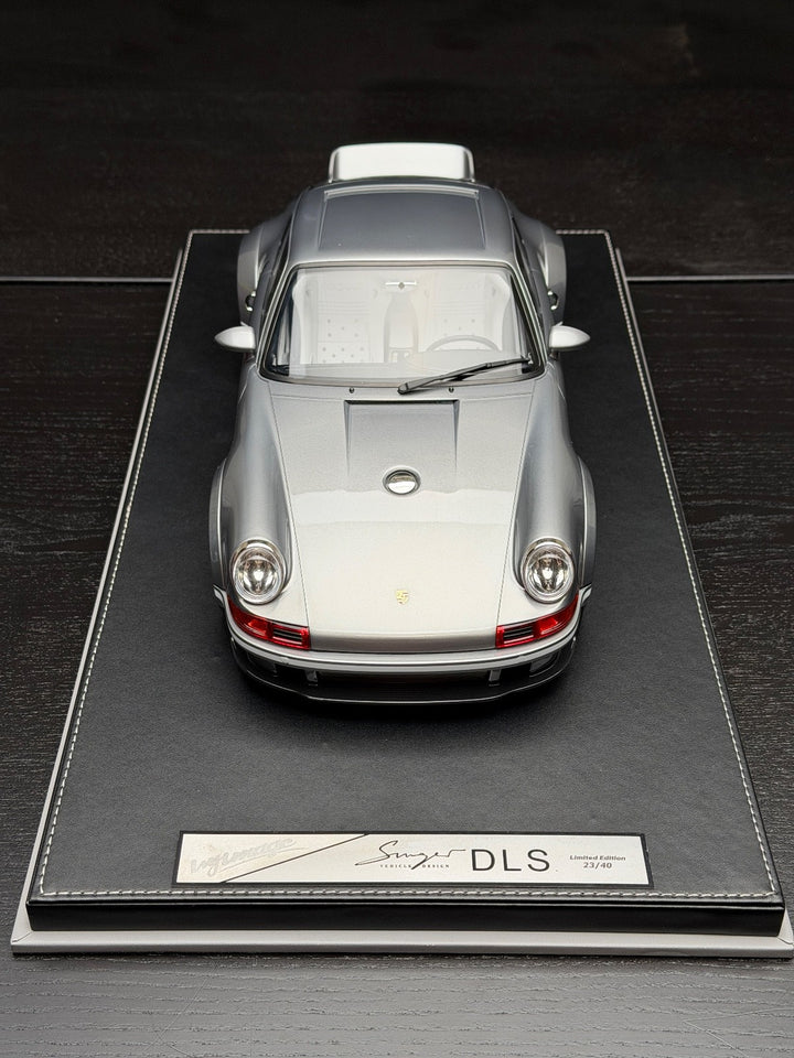 Porsche 911 Singer DLS (Silver) [IVY Model] 1:12 scale