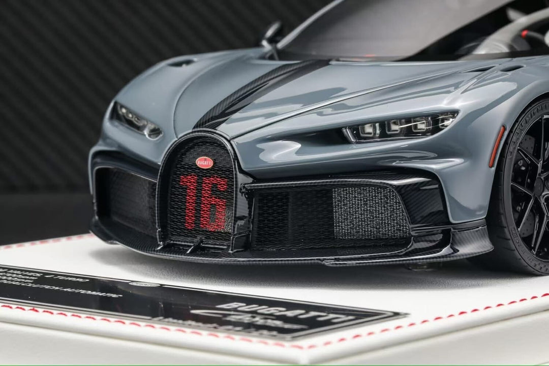 Bugatti Chiron Pur Sport (Nardo Gray) [Davis & Giovanni] 1:18 scale