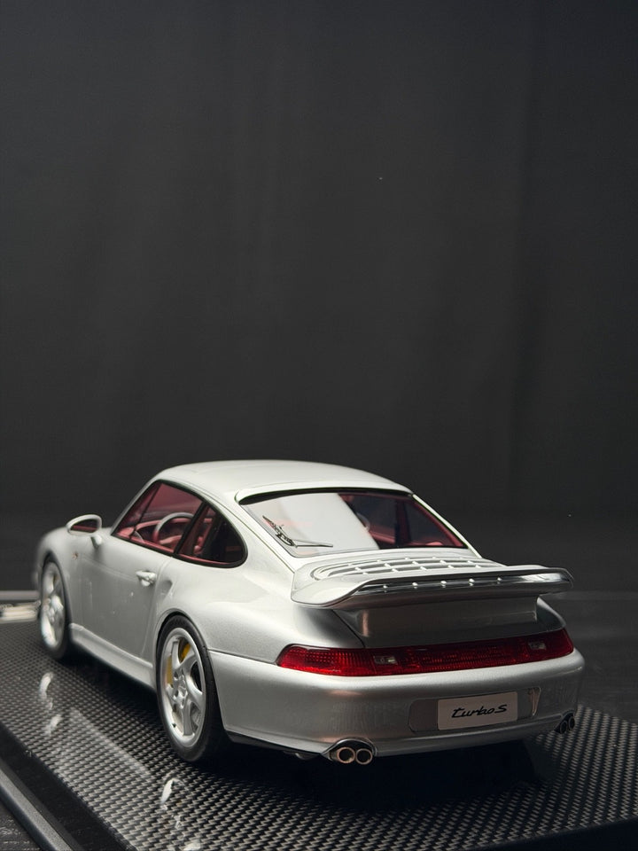 Porsche 911 Turbo S (Silver) [Dino Model] 1/18 scale