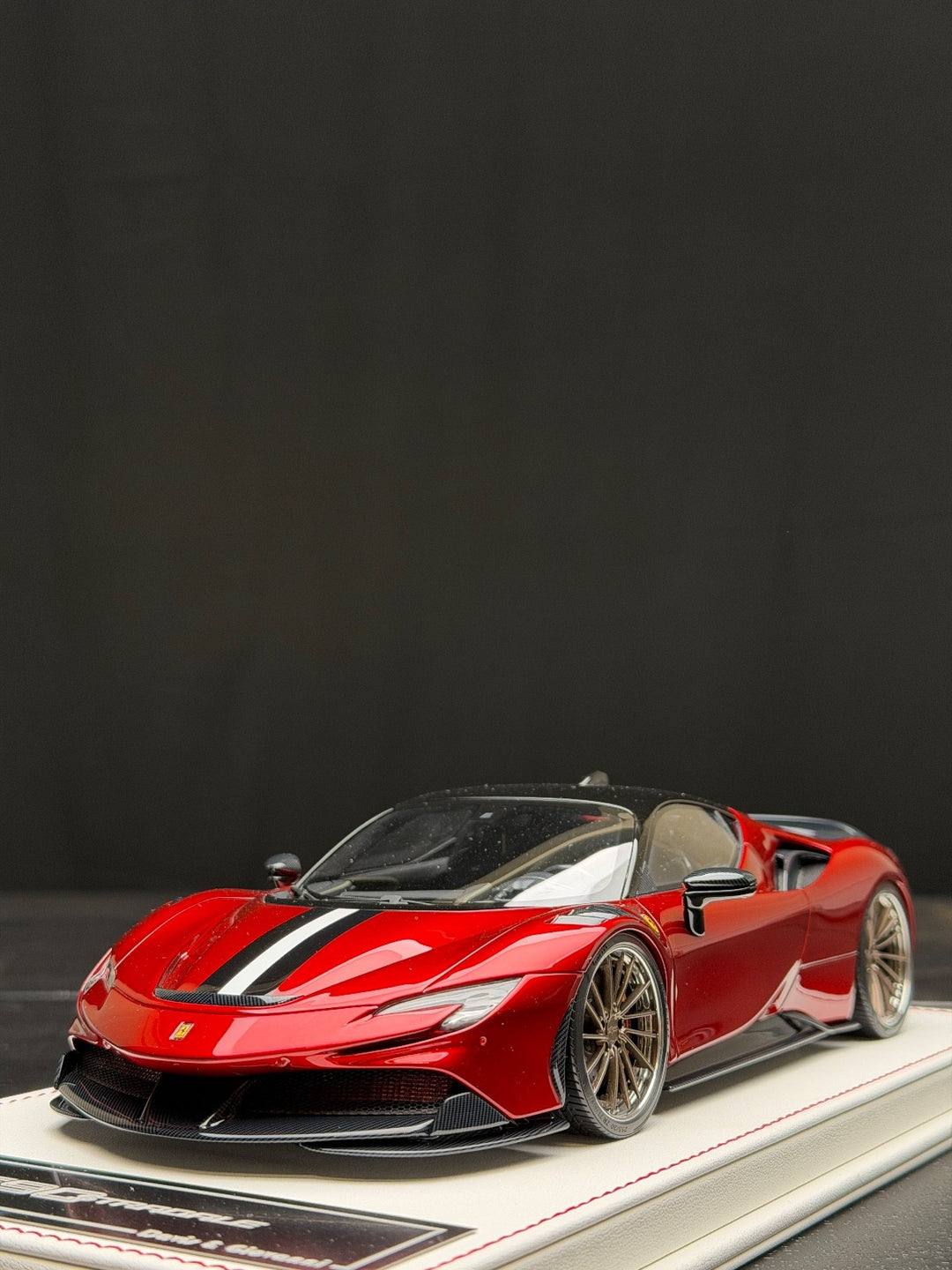 Ferrari SF90 Stradale NOVITEC (Candy Red) [Davis & Giovanni] 1:18 scale